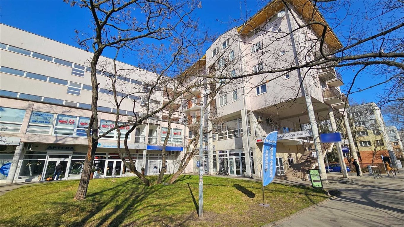 Wynajem lokalu 133 m2 w Krzykach z witrynami i klimatyzacją Wrocław, Krzyki, Południe, Komandorska  133m2 Foto 1