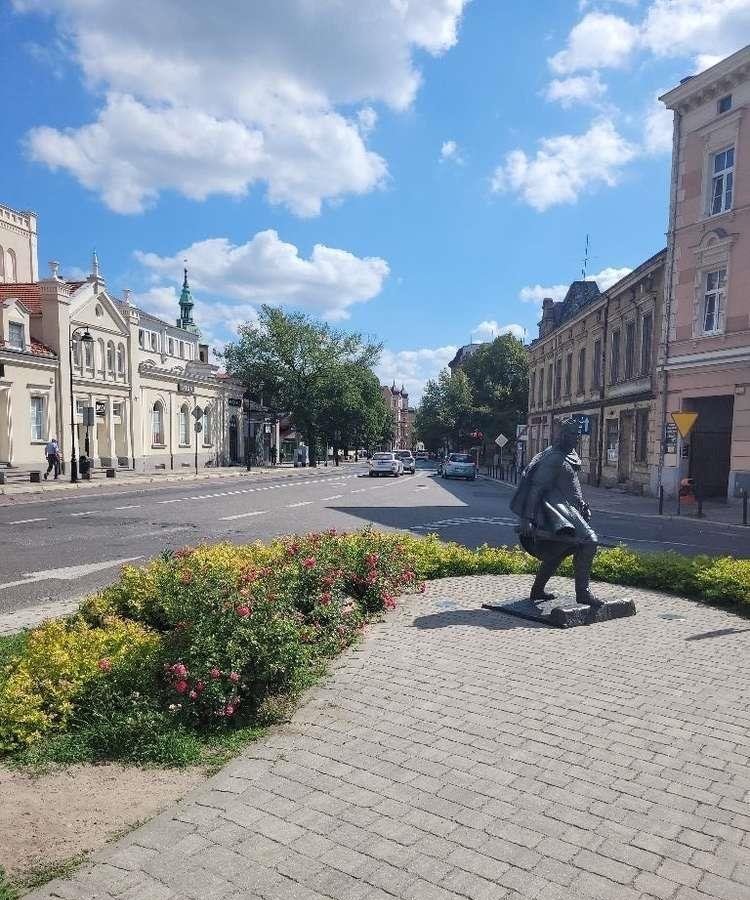 Lokal użytkowy na wynajem Gniezno, ul. Dąbrówki  88m2 Foto 2