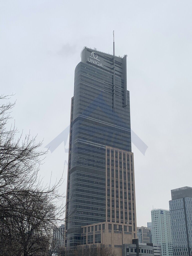 Biuro serwisowane na 35. piętrze z panoramicznym widokiem! Warszawa, Wola  15m2 Foto 1