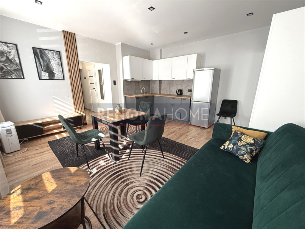 Gotowe do zamieszkania, odnowione 35m2 z aneksem i piwnicą Świebodzice  35m2 Foto 1