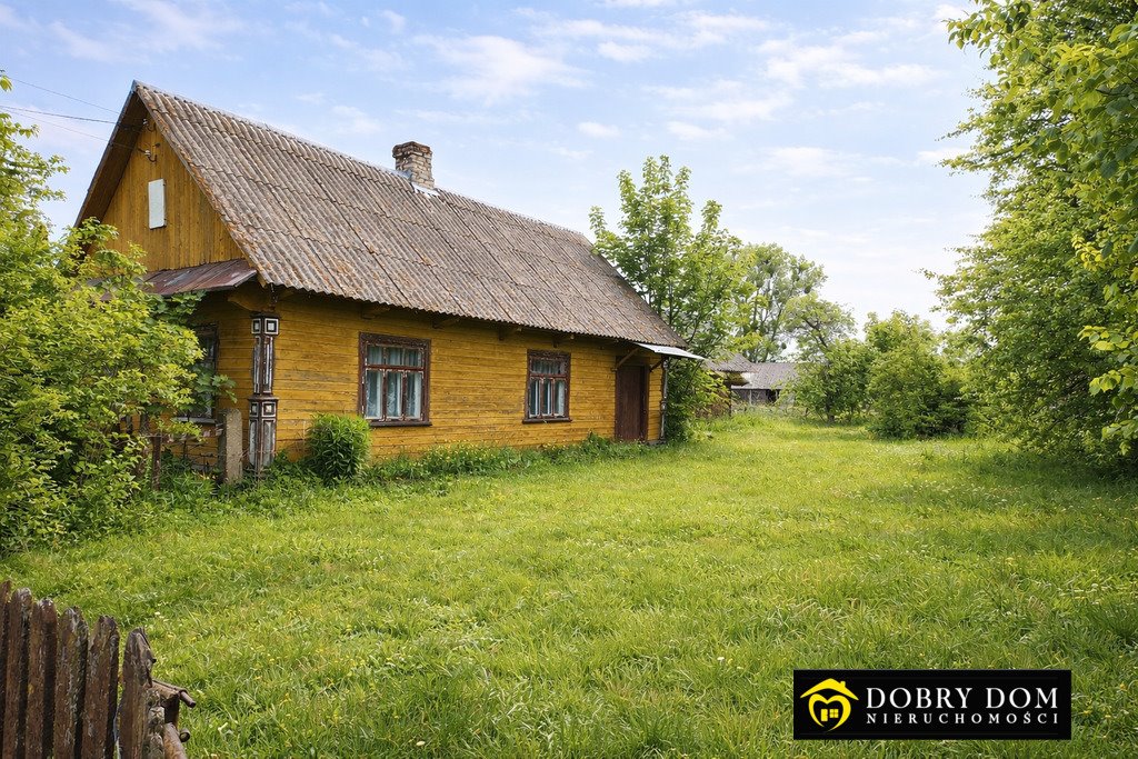 Zapraszam do obejrzenia urokliwego domu 40 m² z dużą działką i stodołą Malinniki  40m2 Foto 1