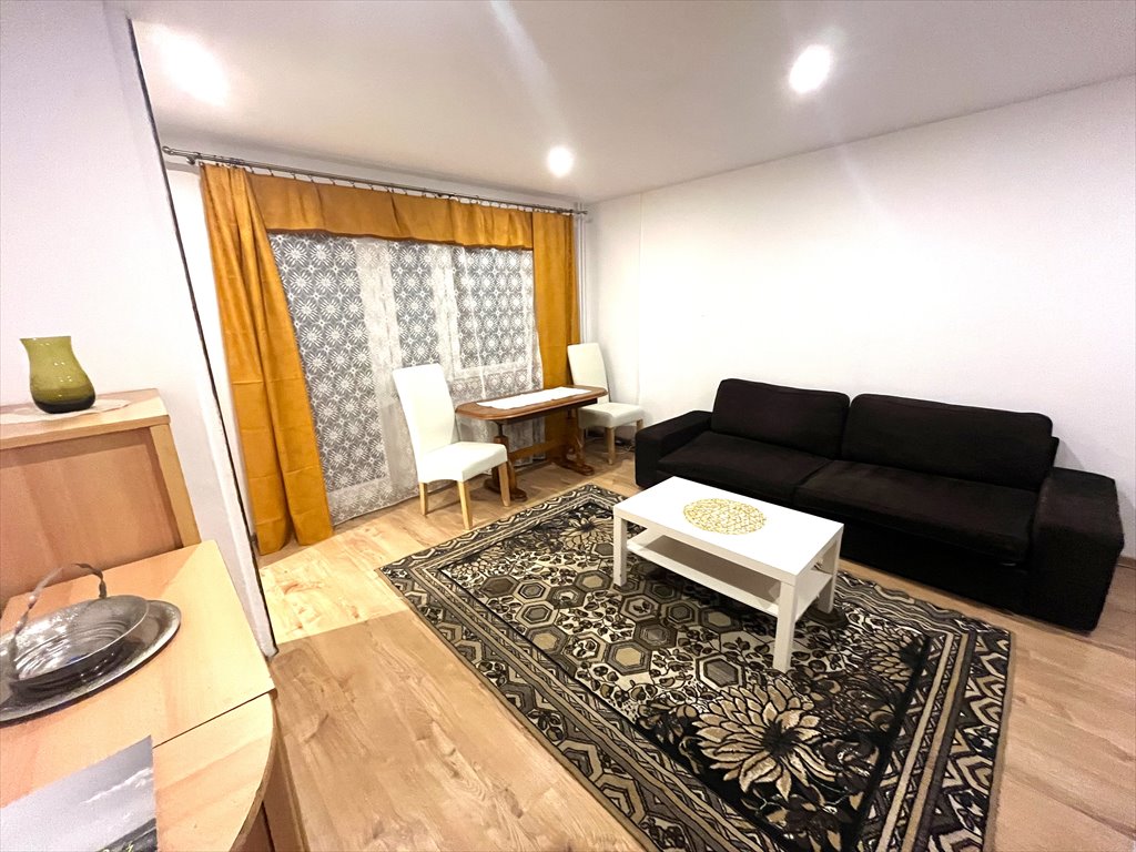 Wynajem 1-pokojowe mieszkanie z balkonem, blisko sklepów Sosnowiec, Niwka, Wojska Polskiego  31m2 Foto 1