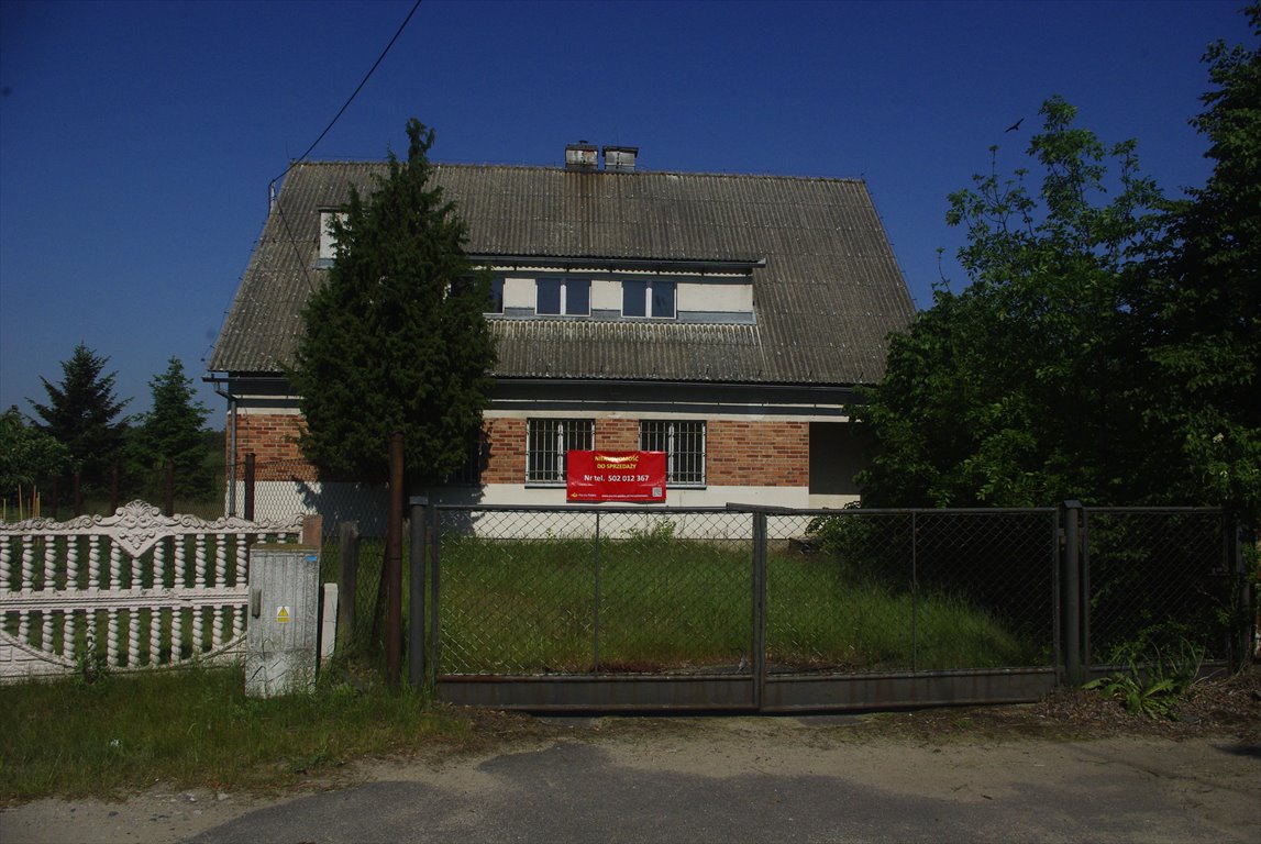 Dom na sprzedaż Iwiec, 15  173m2 Foto 2