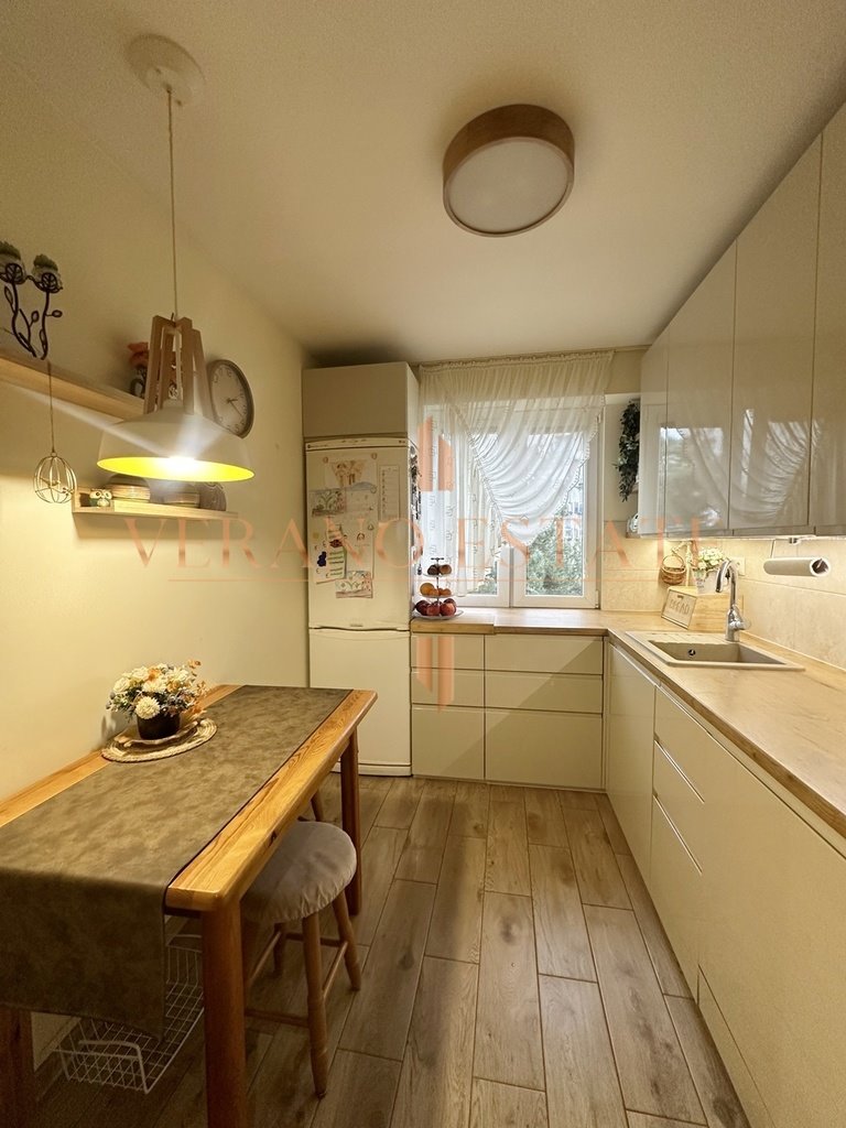 Mieszkanie trzypokojowe na sprzedaż Pruszków, Dębowa  72m2 Foto 1