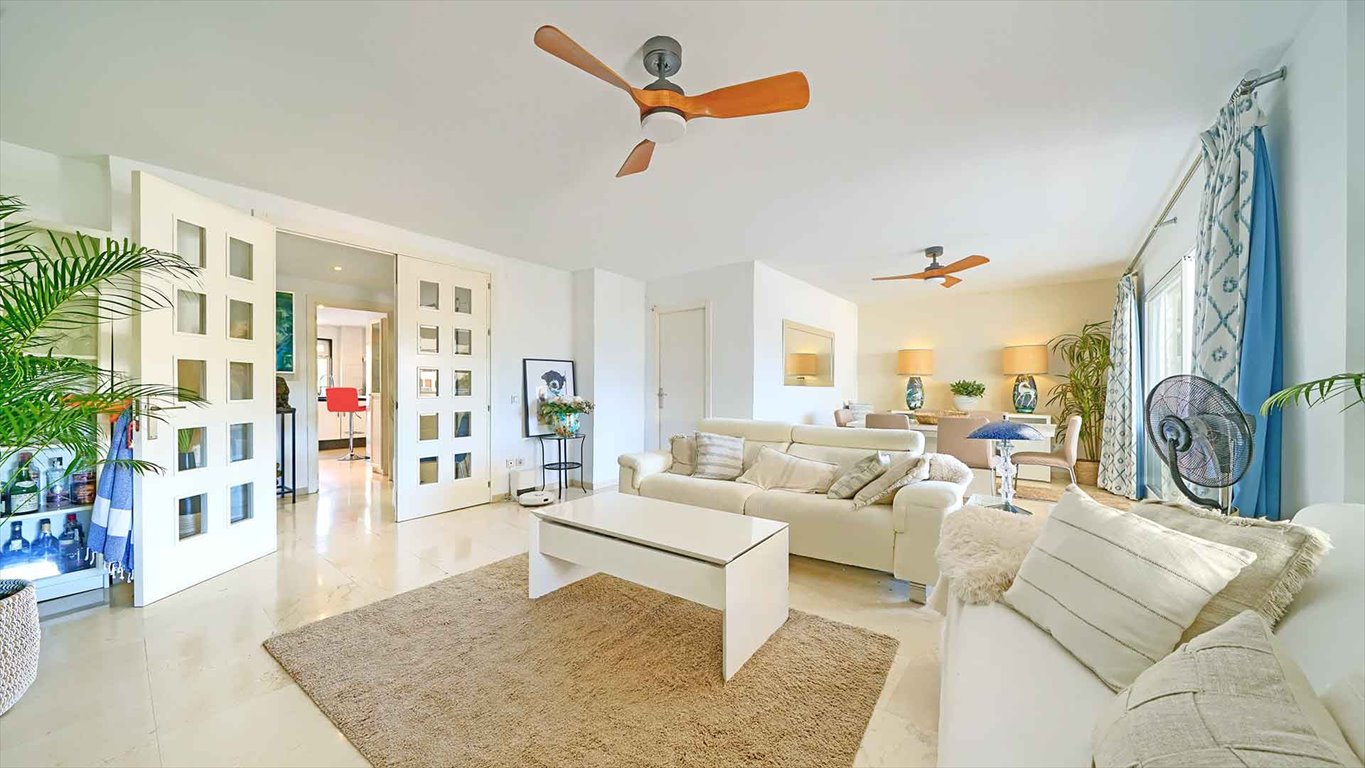 Do sprzedania luksusowy penthouse z prywatnym basenem w Marbella Hiszpania, Marbella, Marbella  370m2 Foto 1