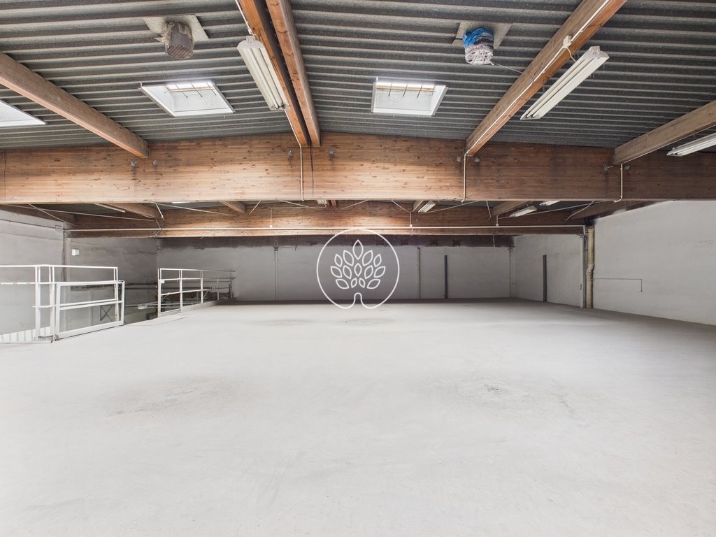 Magazyn 430 m² z biurem i placem na Polnej w Toruniu Toruń, Polna  430m2 Foto 1