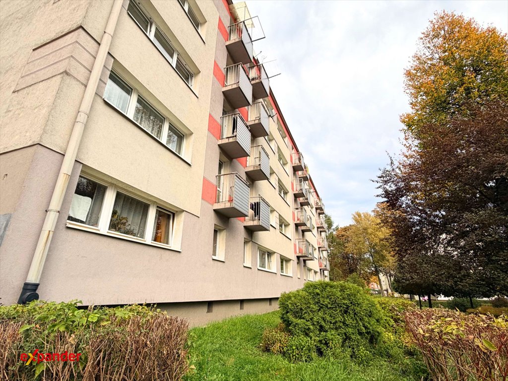Przestronne 3-pokojowe mieszkanie 48 m² z balkonem i komórką Częstochowa, Tysiąclecie, Żołnierzy Niezłomnych  48m2 Foto 1