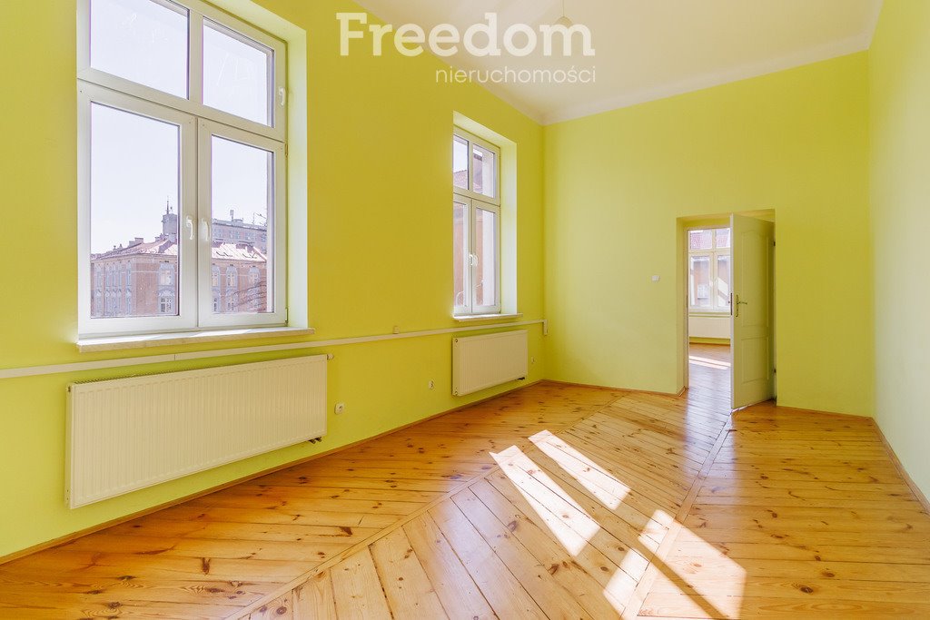 Mieszkanie na sprzedaż Tarnów, Kazimierza Brodzińskiego  237m2 Foto 1