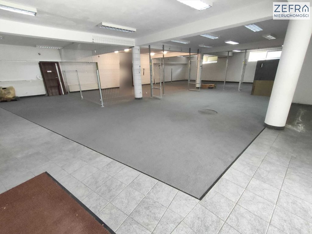 Lokal użytkowy na wynajem Kraków, Prądnik Biały, Prądnik Biały  300m2 Foto 1