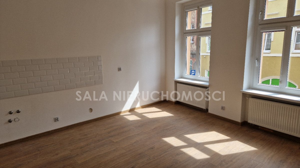 Kawalerka na sprzedaż Bydgoszcz, Bocianowo  27m2 Foto 1