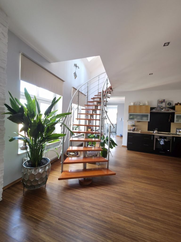 Zapraszam do 130 m² zadbanego apartamentu 2-poziomowego w Słubicach Słubice  130m2 Foto 1