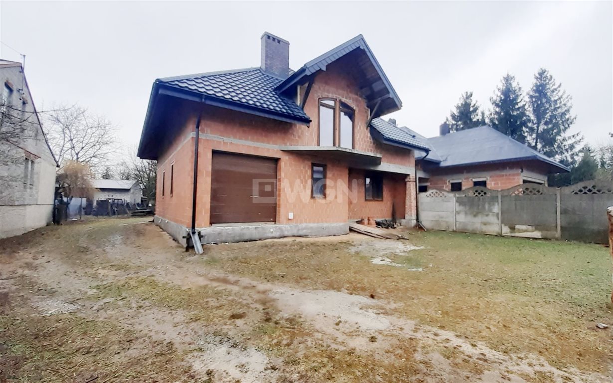 Dom na sprzedaż Trębaczew  161m2 Foto 1