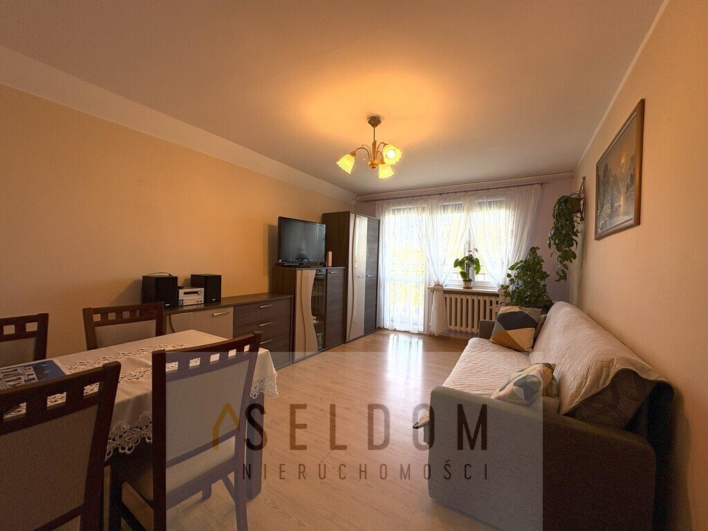 Mieszkanie dwupokojowe na sprzedaż Opole, Chabrów  45m2 Foto 1