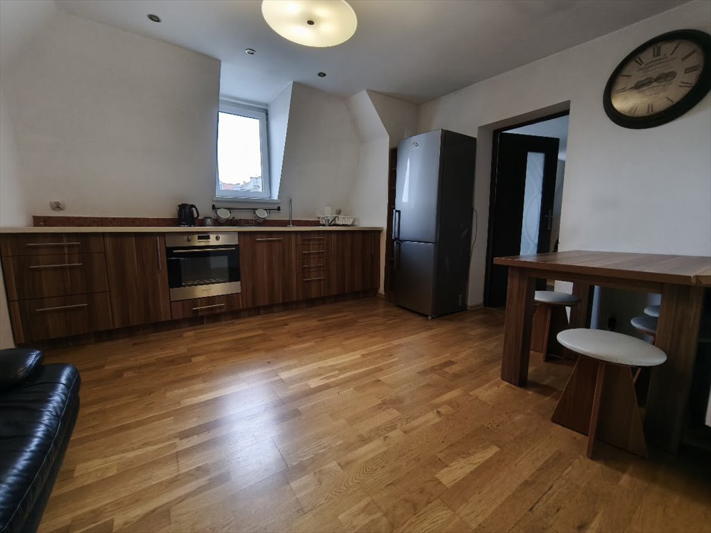 Mieszkanie trzypokojowe na wynajem Katowice, Śródmieście, Kochanowskiego  90m2 Foto 1