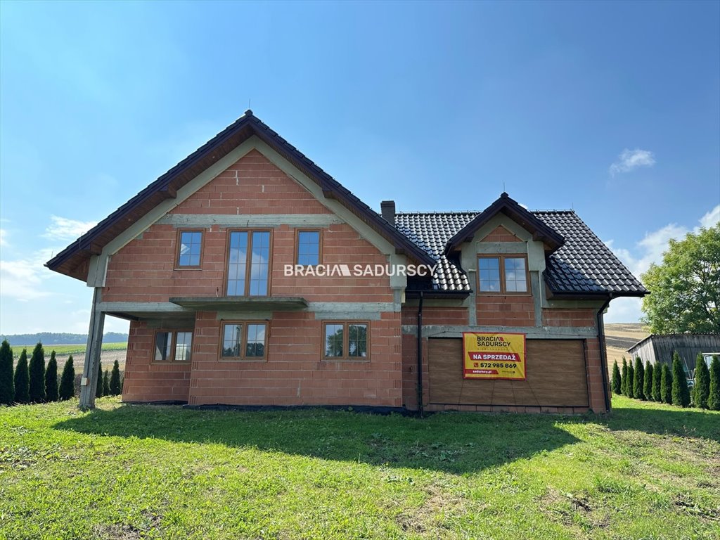 Dom z dużą działką 265 m2, stan surowy zamknięty Pojałowice  265m2 Foto 1