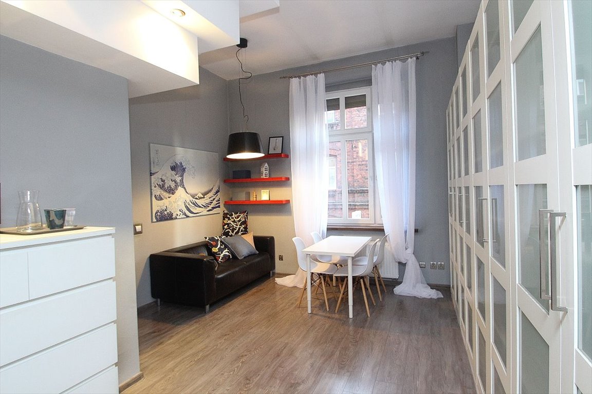 Mieszkanie czteropokojowe  na sprzedaż Ruda Śląska, Plac Chopina  127m2 Foto 1