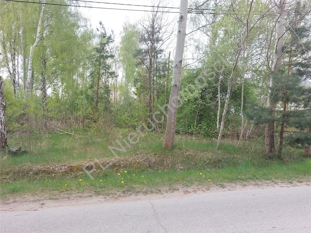 Działka budowlana 1105 m² z mediami i dojazdem asfaltowym Zalesie  1 105m2 Foto 1