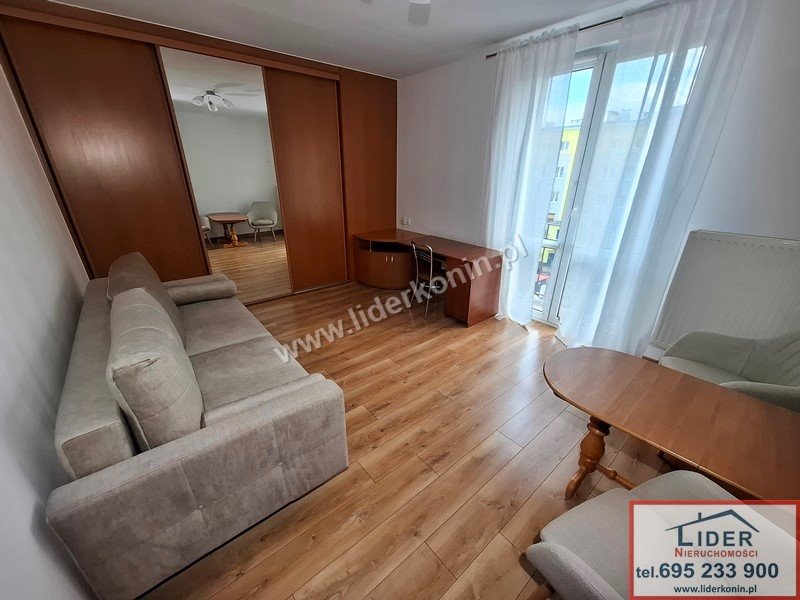 Kawalerka na sprzedaż Konin, Dworcowa  36m2 Foto 1