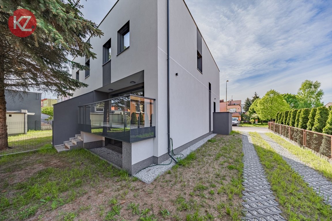 Nowoczesny bliźniak 156m2 z ogródkiem w Piła Górne Piła, Górne, Makuszyńskiego  157m2 Foto 1
