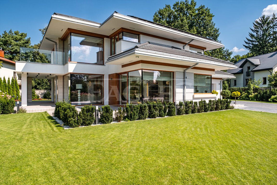 Polecam nowoczesny dom 266 m² z dużym ogrodem i tarasem Zielonka  266m2 Foto 1