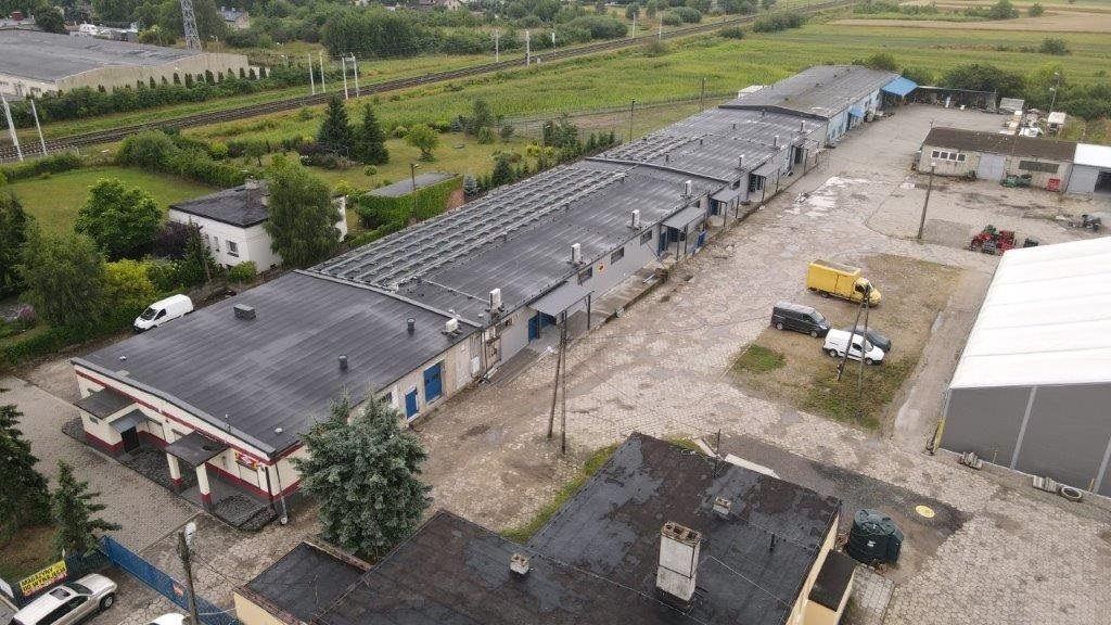 Hala magazynowa 222 m² z placem, nowoczesna i dobrze izolowana Zduńska Wola  222m2 Foto 1