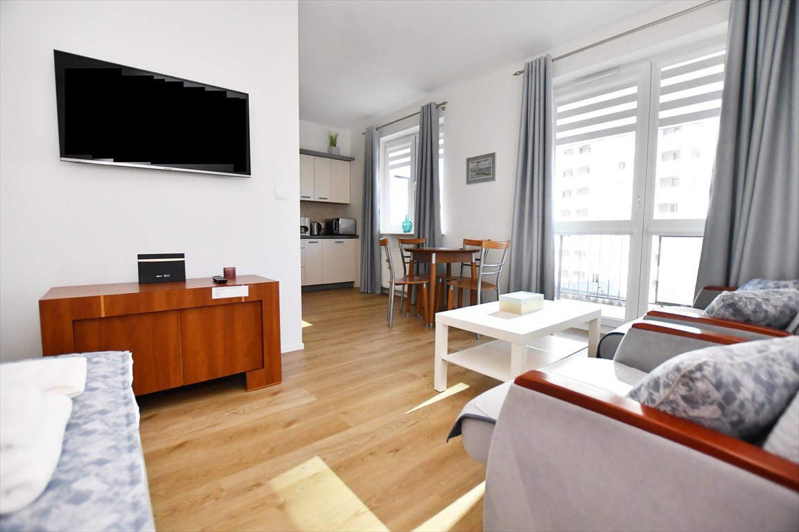 Atrakcyjny apartament 36 m2 z widokiem na park nadmorski Kołobrzeg, Portowa, Spacerowa  36m2 Foto 1