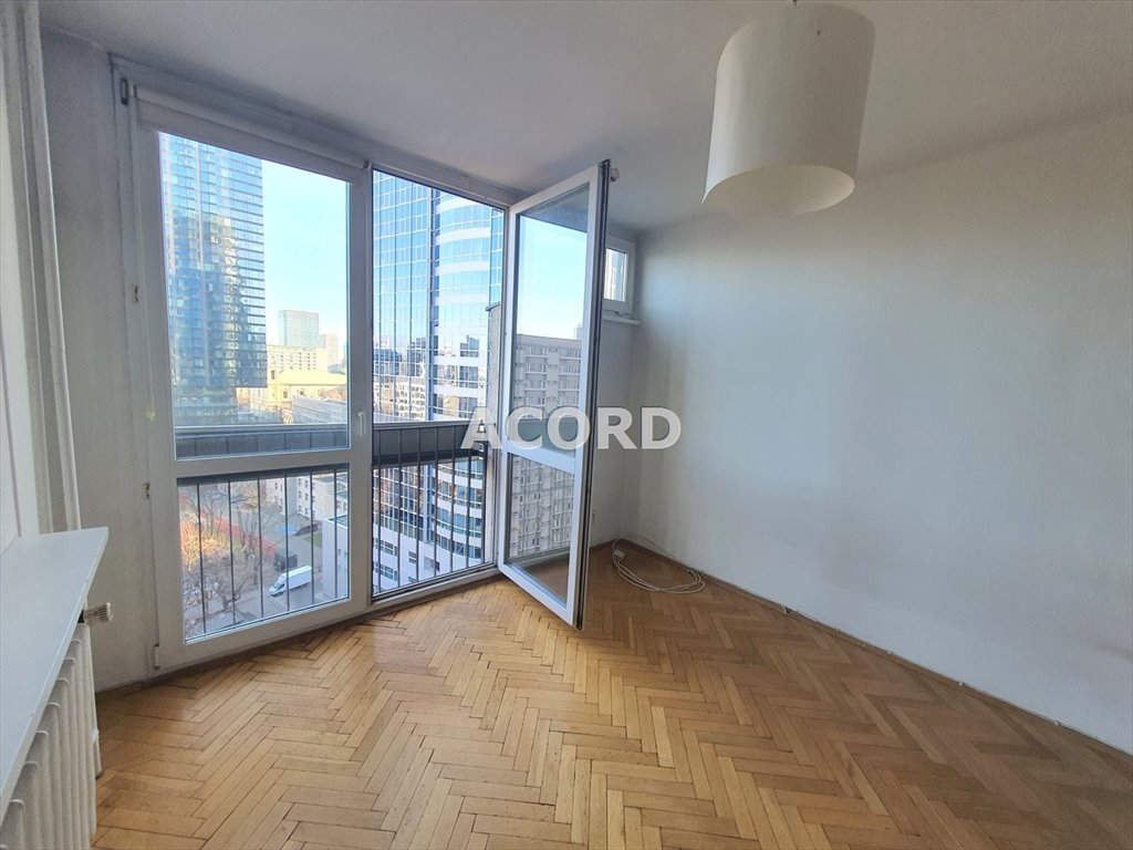 Warszawa, 27 m2, jasna sypialnia, panorama miasta Warszawa, Śródmieście, Śródmieście, Aleja Jana Pawła II  27m2 Foto 1