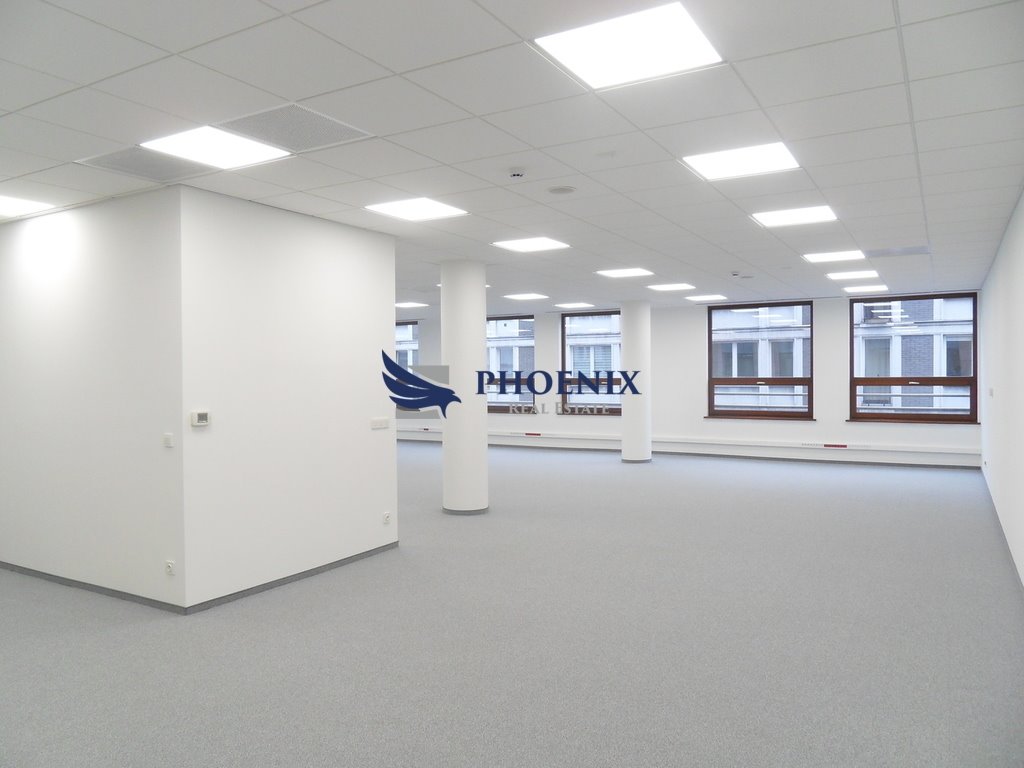 Nowoczesny biurowiec w centrum Warszawy z garażem - polecam! Warszawa, Śródmieście, Marszałkowska  282m2 Foto 1