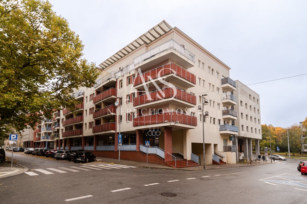 Przestronne 2-pokojowe mieszkanie z tarasem i widokiem na Plac Batorego Szczecin, Śródmieście, Plac Stefana Batorego  53m2 Foto 1