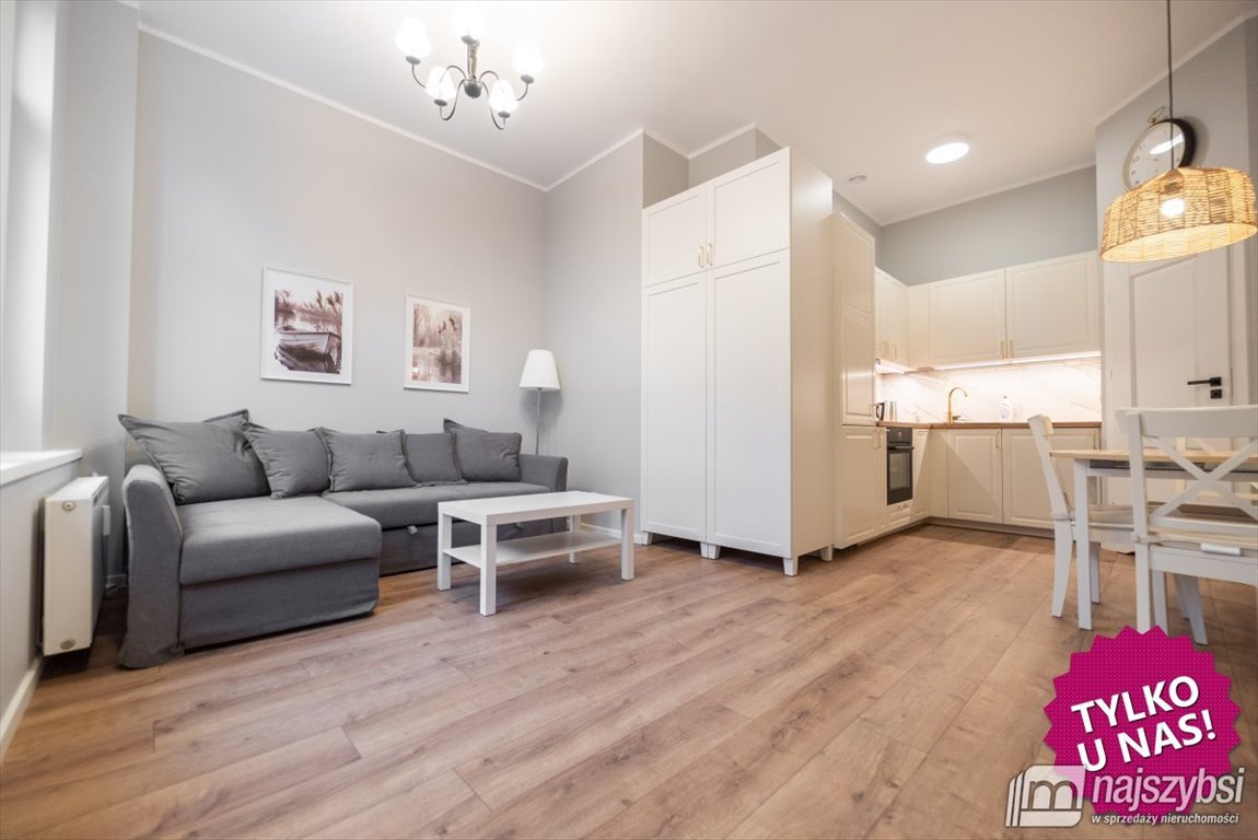 Kawalerka na sprzedaż Gryfino, Górny Taras, 11 Listopada  27m2 Foto 1