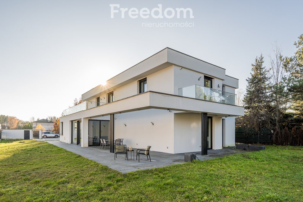 Ekskluzywny dom 337 m² w Łazach z nowoczesnym wyposażeniem Łazy, Kryształowa  337m2 Foto 1