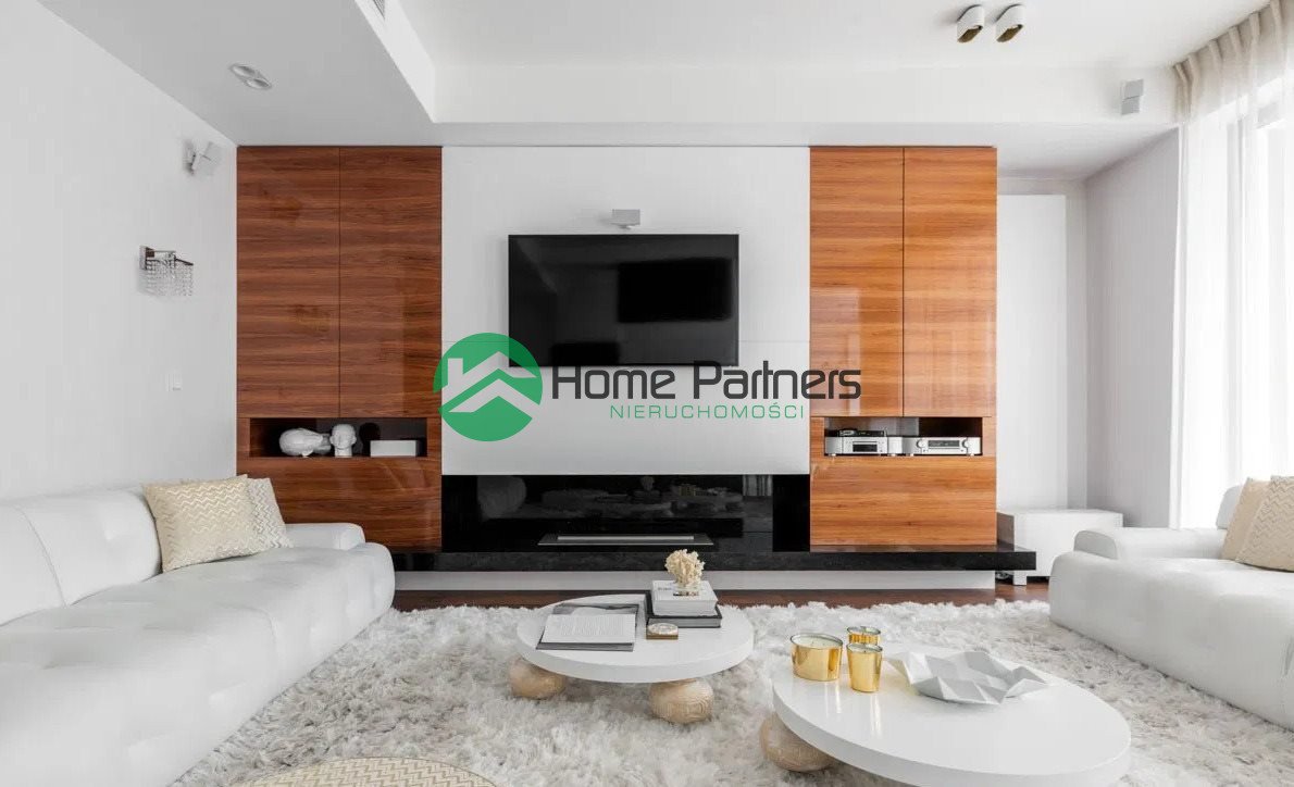 Mieszkanie czteropokojowe  na wynajem Warszawa, Śródmieście  134m2 Foto 1