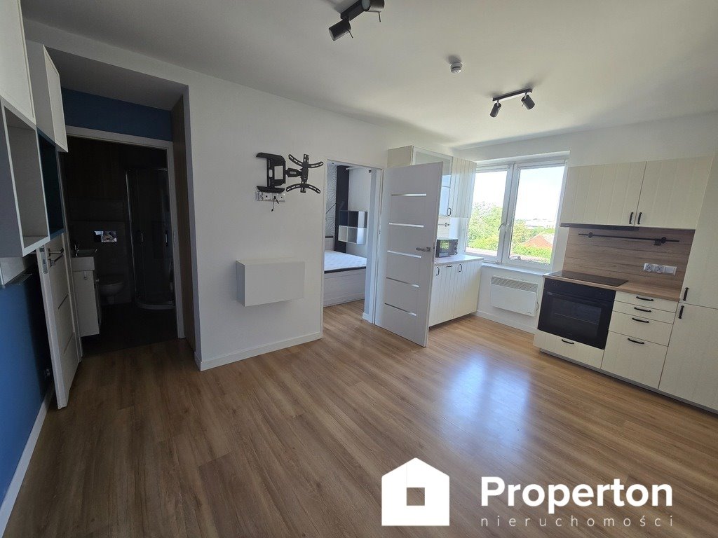 Na wynajem przestronne 27 m² mieszkanie 2-pokojowe z garażem w Gliwicach Gliwice, Architektów  27m2 Foto 1