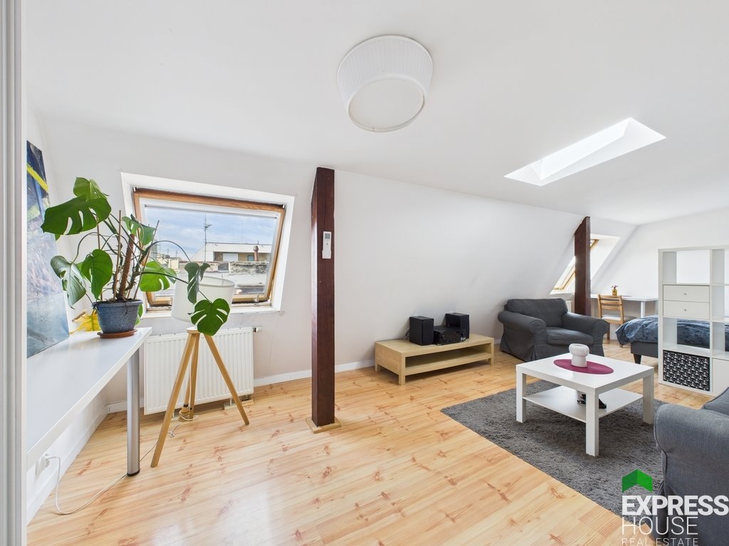 Mieszkanie dwupokojowe na sprzedaż Poznań, Jeżyce, Żurawia  43m2 Foto 1