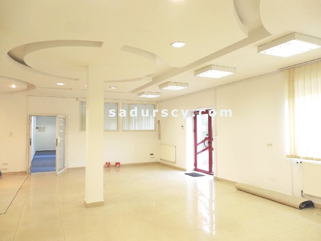 Niezależny obiekt biurowy 825 m2 na dużej działce 4600 m2 Warszawa, Ursynów, Pyry  825m2 Foto 1