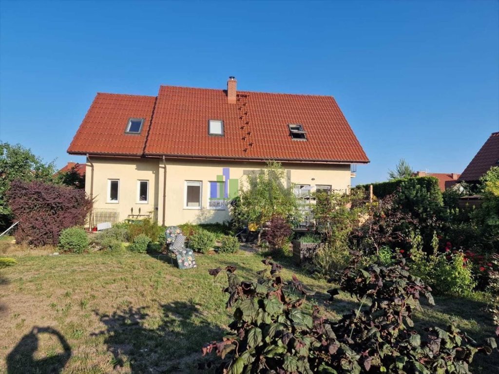 Zapraszam do domu gotowego do zamieszkania z nowoczesnym wykończeniem Chrząstawa Wielka  142m2 Foto 1