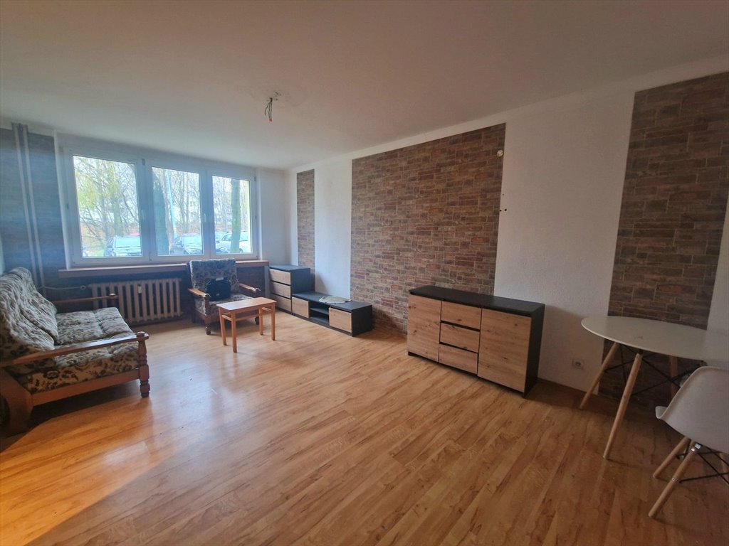 Mieszkanie dwupokojowe na sprzedaż Wodzisław Śląski, Wojska Polskiego  46m2 Foto 1