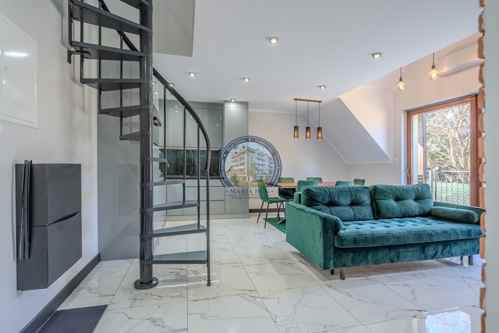 Dwupoziomowe 52,5 m² z dużym balkonem, lasem i garażem Łukęcin, Słoneczna  52m2 Foto 1