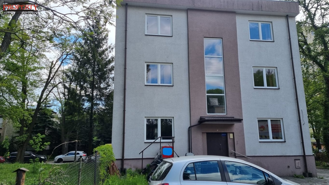 Polecam wolnostojący budynek 300 m² na działalność w Łodzi! Łódź, Polesie, Karolew, ok. Al. Włókniarzy  300m2 Foto 1