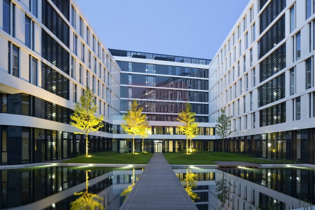 Nowoczesny biurowiec 609 m2 z zielonymi dachami i certyfikatem LEED Warszawa, Ochota  609m2 Foto 1