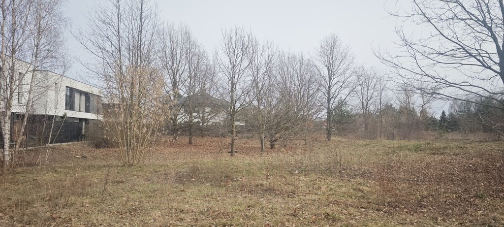 Działka budowlana 1045 m² w Janowie – las, media, spokojna okolica Janów, Ułanów  1 045m2 Foto 1