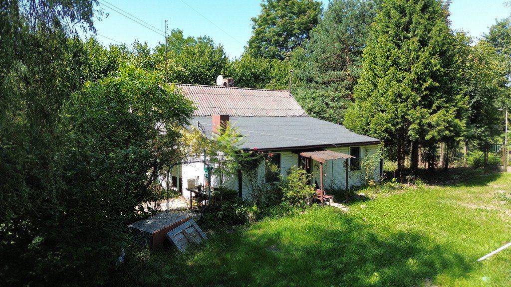 Działka budowlana na sprzedaż Rożniatowice  1 829m2 Foto 1