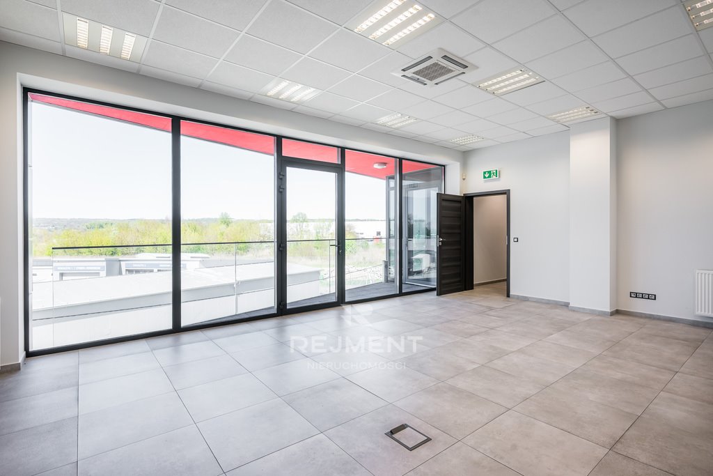 Nowoczesny lokal biurowy 160 m² z balkonem i parkingiem polecam! Modlniczka, Koralowa  160m2 Foto 1