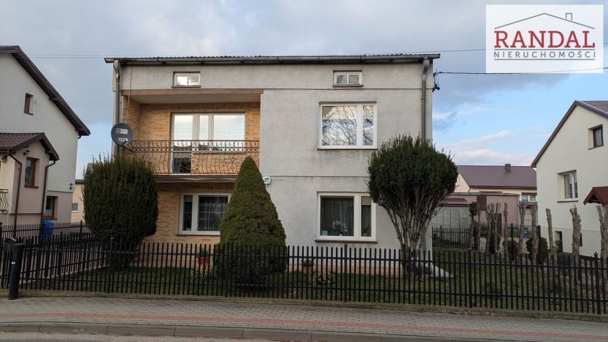 Funkcjonalny dom 230 m2 z garażem i ogrodem w Osieku Małym Osiek Mały  230m2 Foto 1