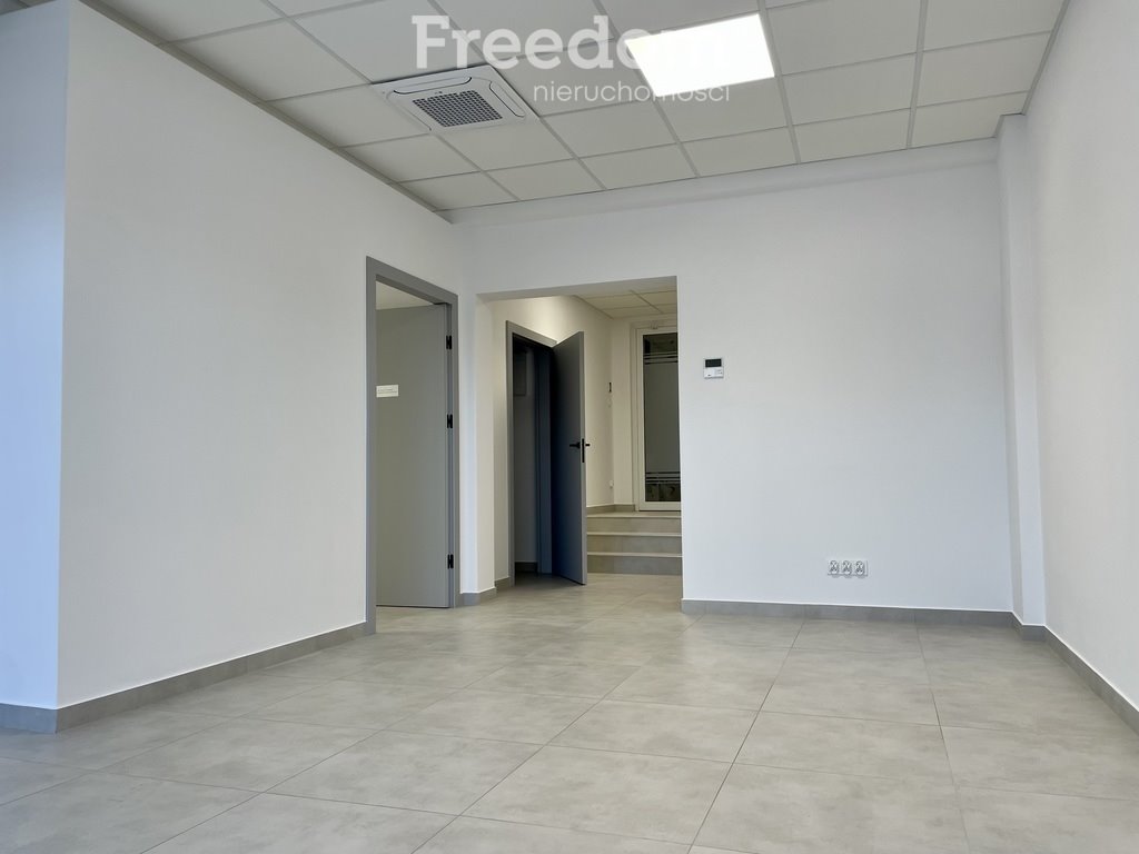 Lokal użytkowy na wynajem Rzeszów, Wilkowyja, Leszka Czarnego  52m2 Foto 1