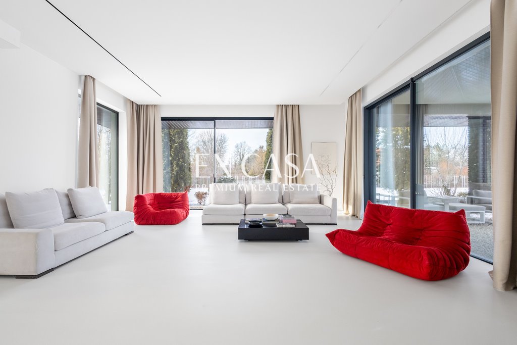 Przestronny dom z panoramicznymi oknami i tarasem 77 m² Konstancin-Jeziorna  383m2 Foto 1