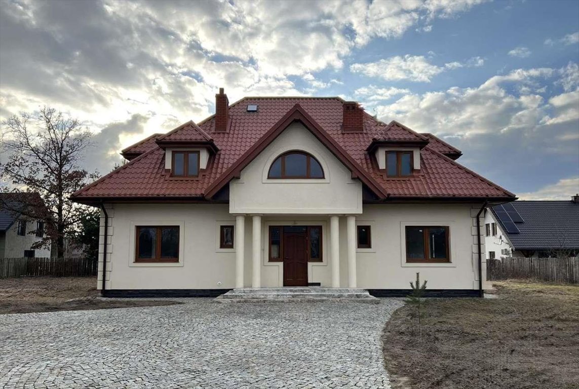 Nowoczesny dom 233 m2 z garażem, własne ujęcie wody Janówek Drugi, Kwiatowa  233m2 Foto 1