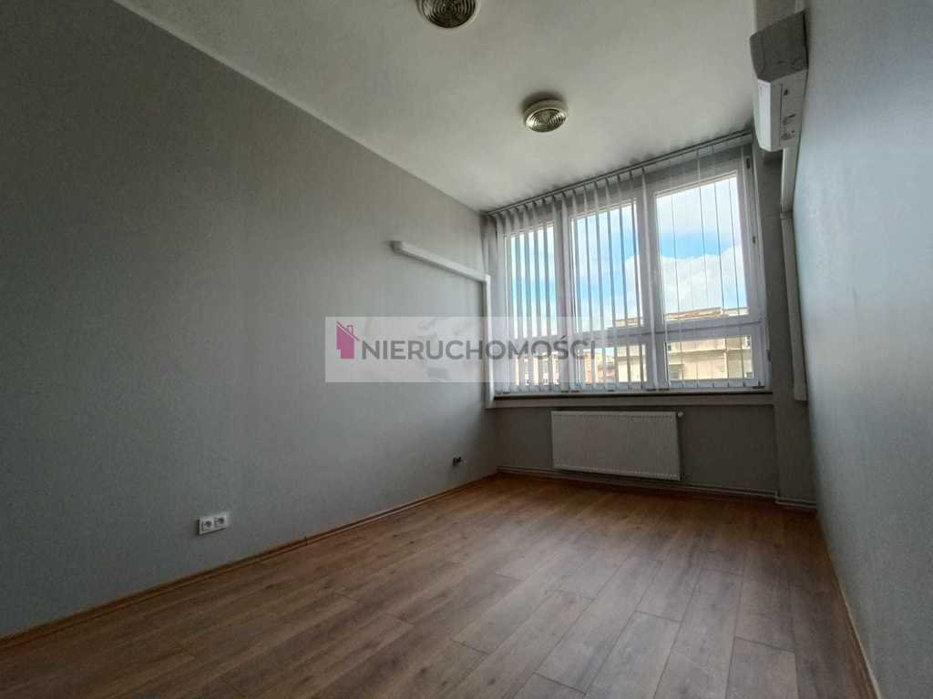 Lokal użytkowy na wynajem Świdnica  104m2 Foto 4