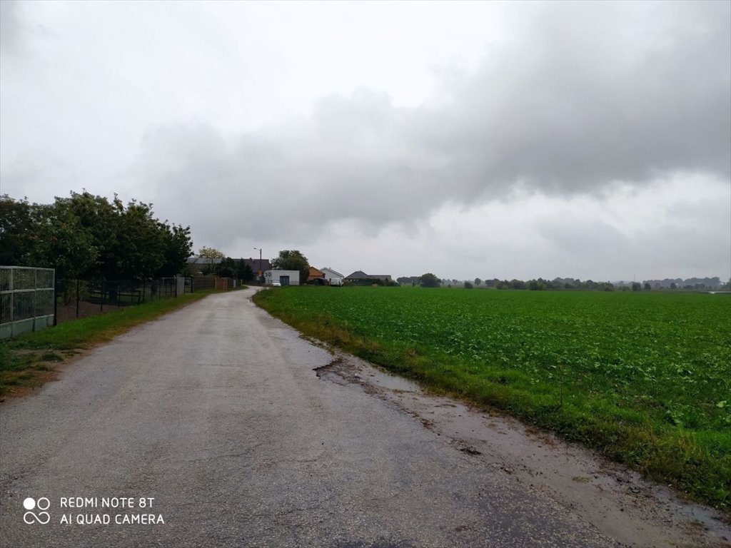 Na sprzedaż działka z budynkami przy drodze wojewódzkiej w Śródce Śródka, Śródka gm. Kleszczewo  8 185m2 Foto 1