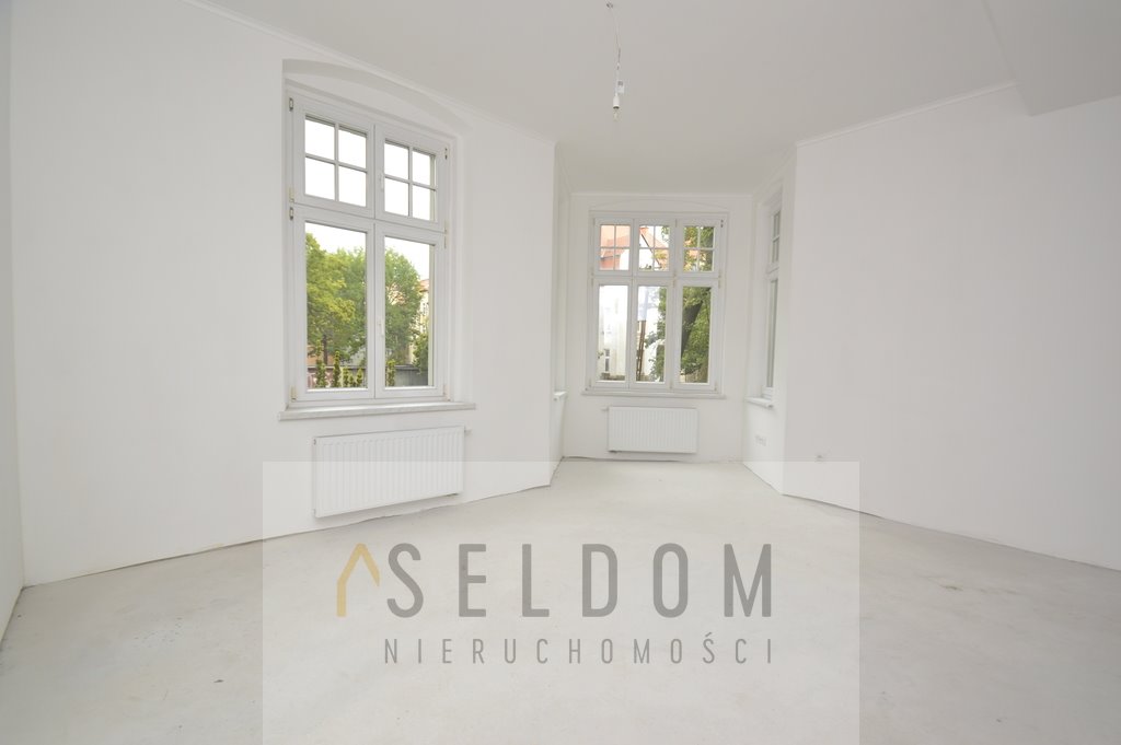 Mieszkanie dwupokojowe na sprzedaż Legnica, Tarninów, św. Maksymiliana Kolbe  53m2 Foto 1